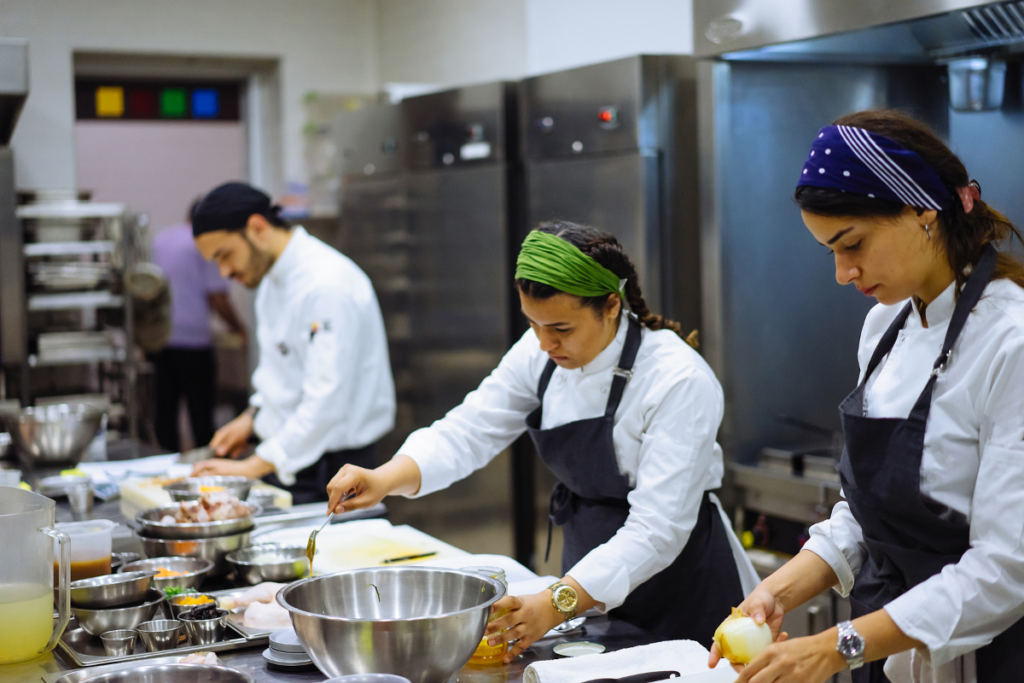 Encontrando Soluções: Exemplos Práticos em Cursos de Culinária