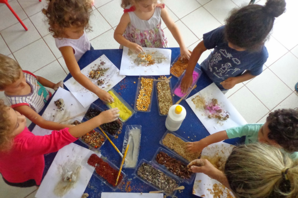 Arte com Elementos da Natureza em creche