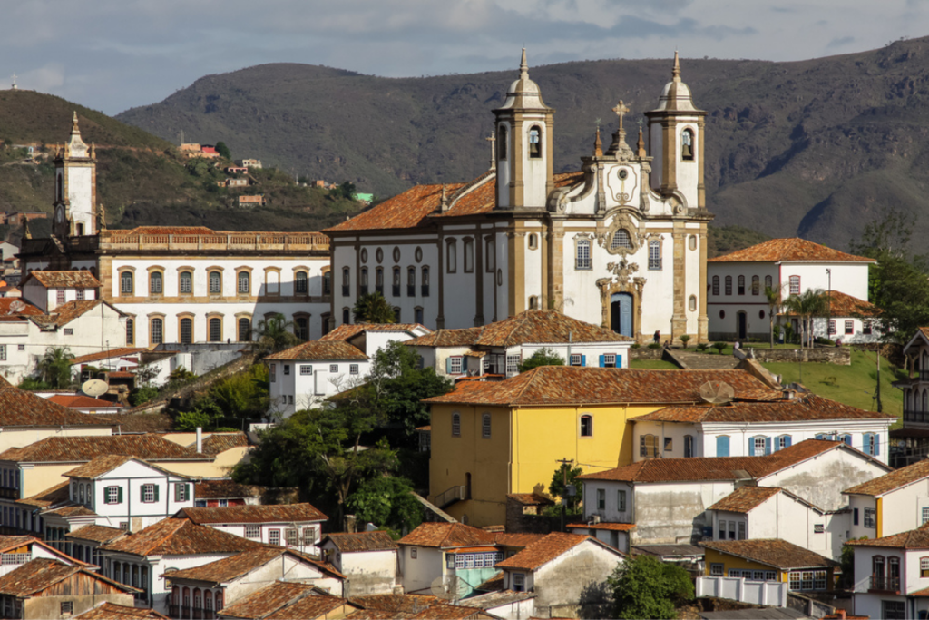 Ouro Preto: Um Legado de Pedras e Ouro