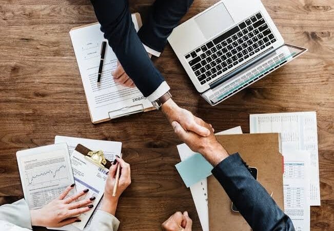 Dicas Essenciais para Conseguir um Emprego em 2025