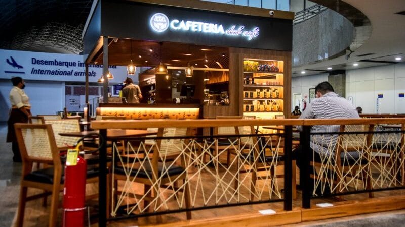 VAGA para Auxiliar de Cozinha no Club Café em Fortaleza neste sábado (15/03)